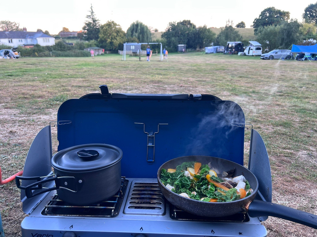 The Hare And Hounds主图