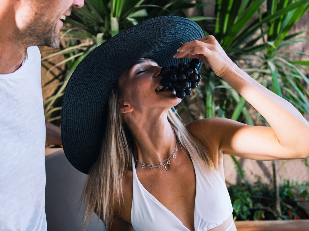 Caves Beach Resort Hurghada主图