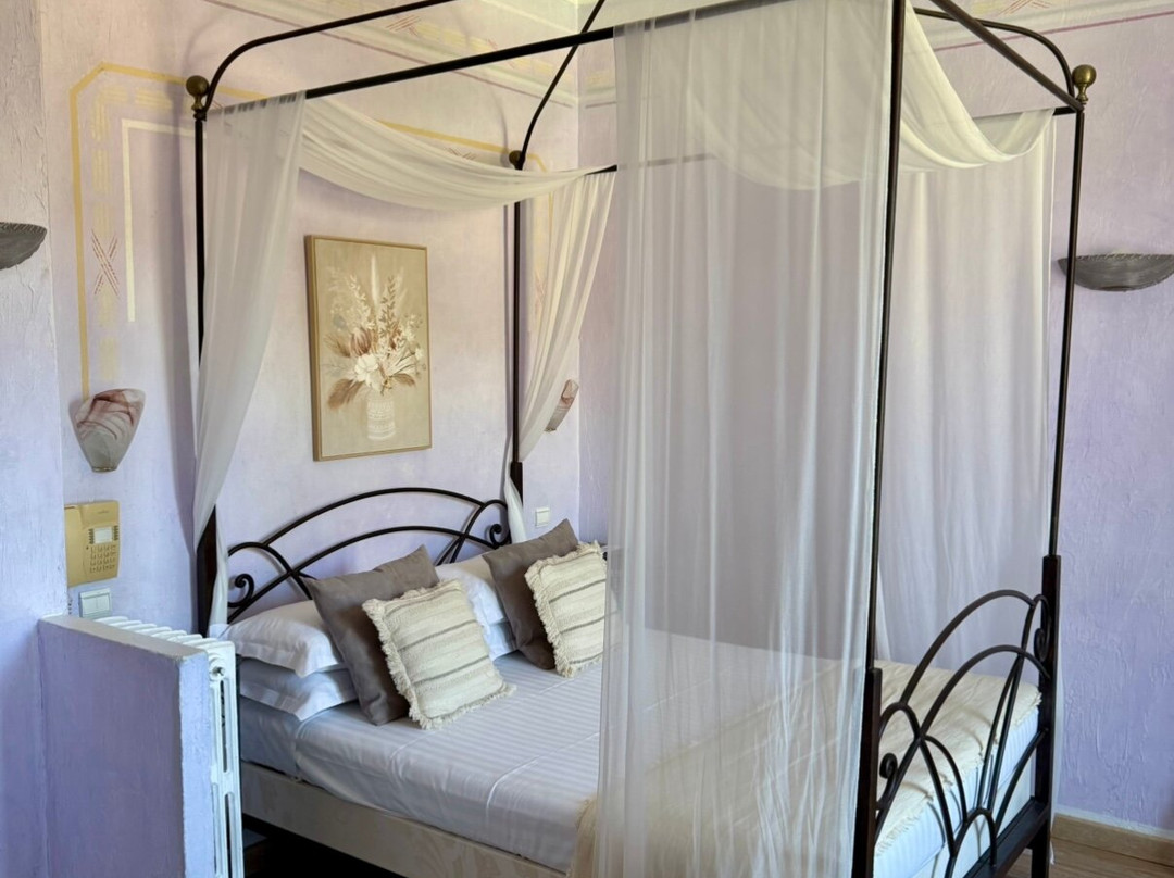 米拉玛尔酒店主图