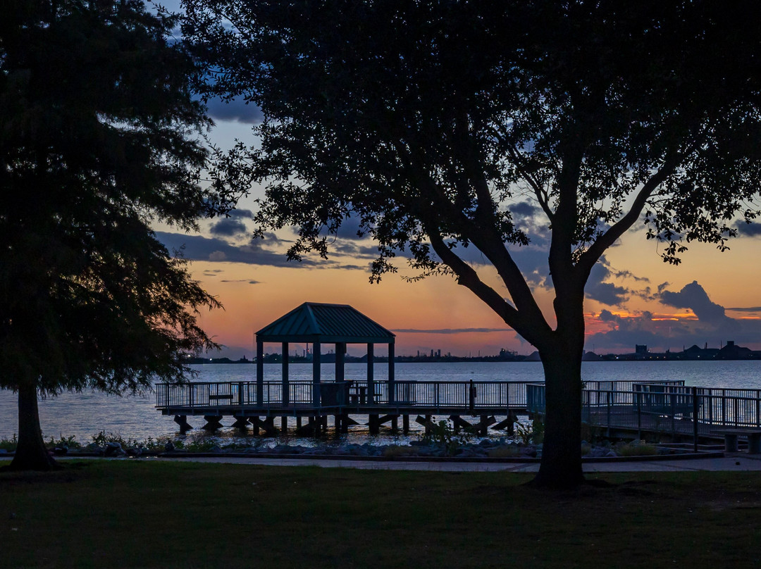 Bord Du Lac Park-莱克查尔斯必去景点