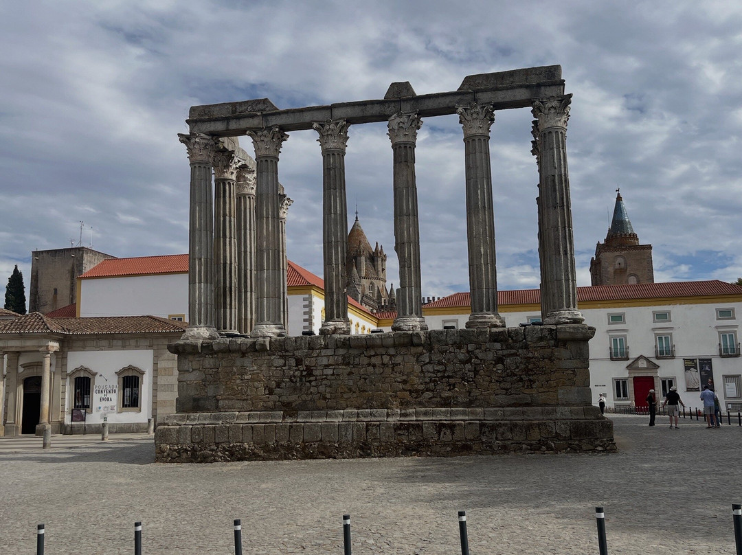 Templo Romano de Évora (Templo de Diana)-埃武拉必去景点