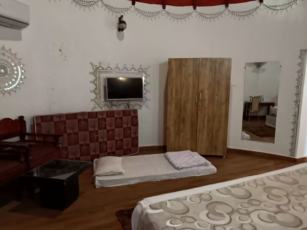 The Desert Den - Little Rann of Kutch主图