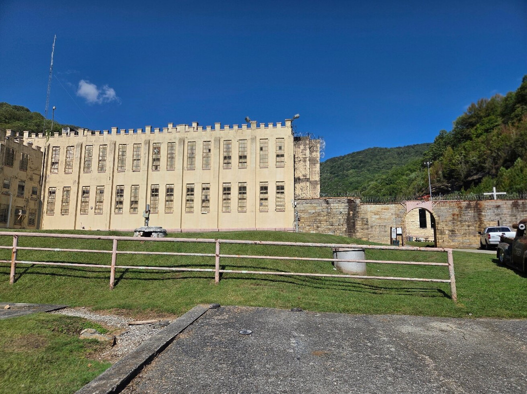 Historic Brushy Mountain State Penitentiary-Petros必去景点