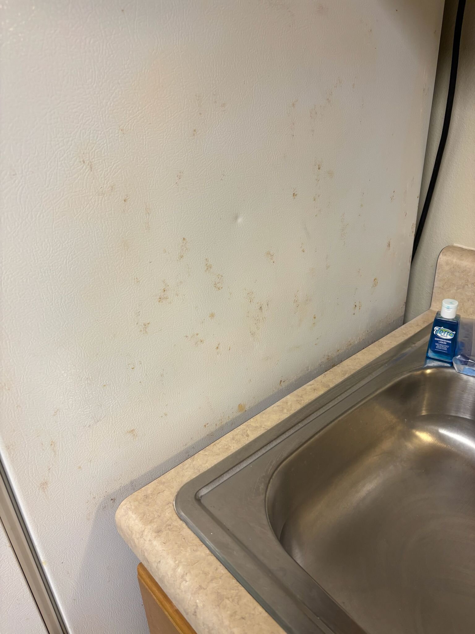 开曼汽车旅馆-官方