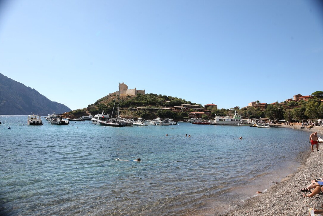 Plage de Focaghia-Girolata必去景点