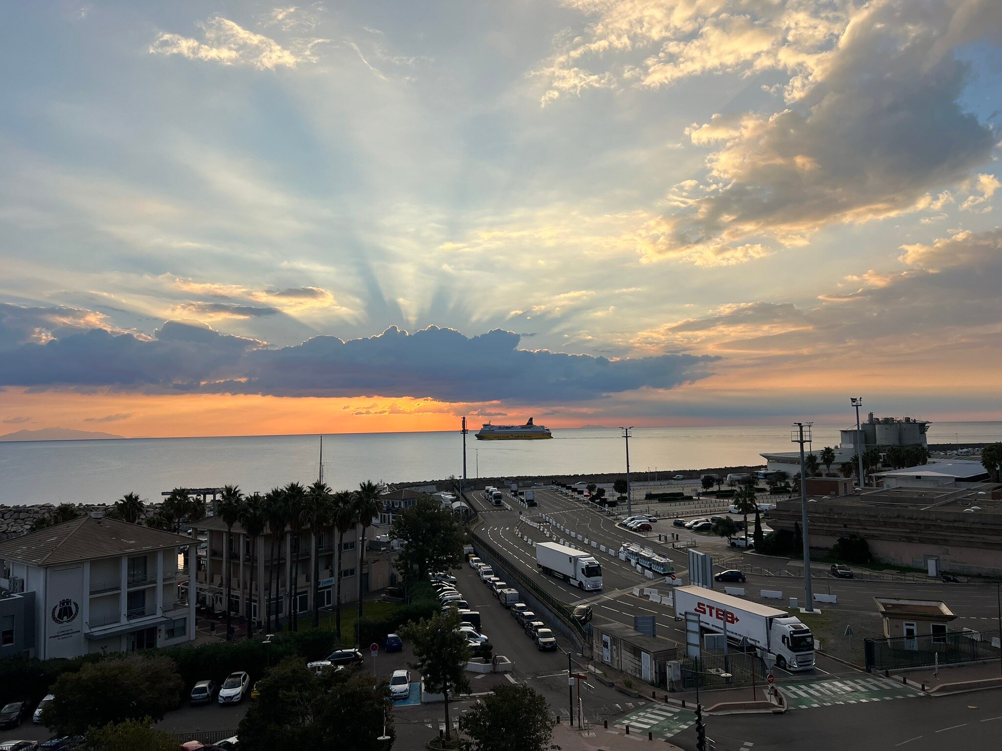 Hôtel Port Toga-官方