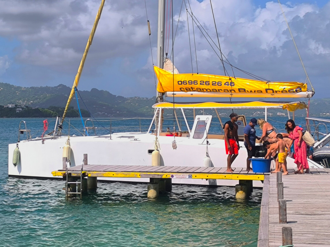 Catamaran Bwa Drese-Le Robert必去景点