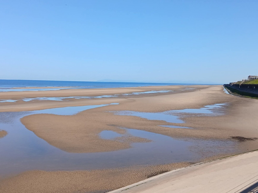 黑池海滩-黑潭必去景点