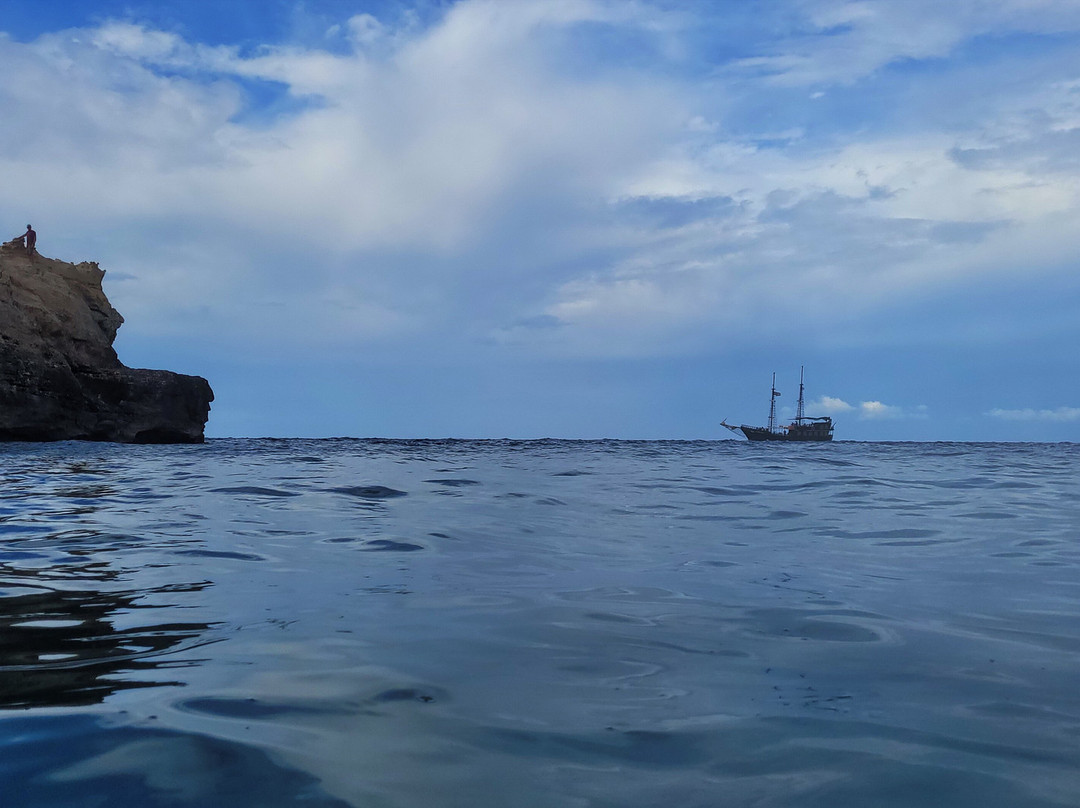 Spilies Beach-Lavris必去景点