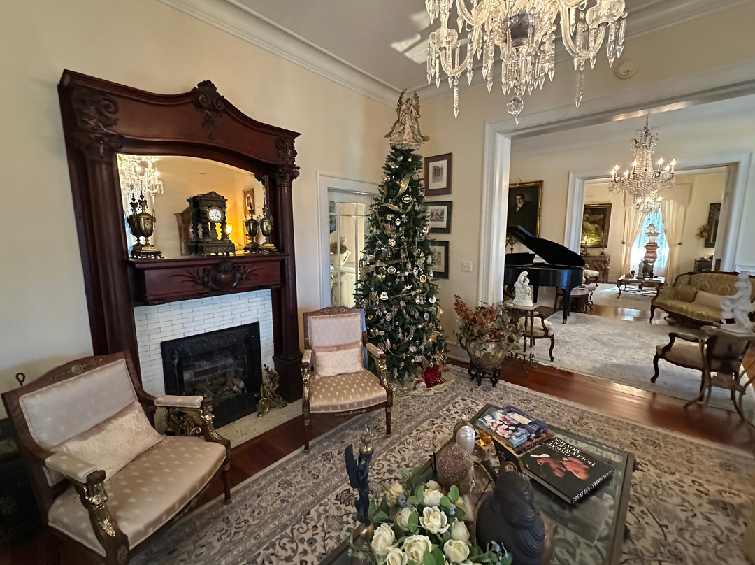 The Columns Bed And Breakfast Inn主图