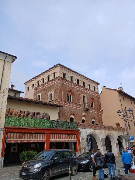 Palazzo dei Principi d'Acaja-Vigone必去景点