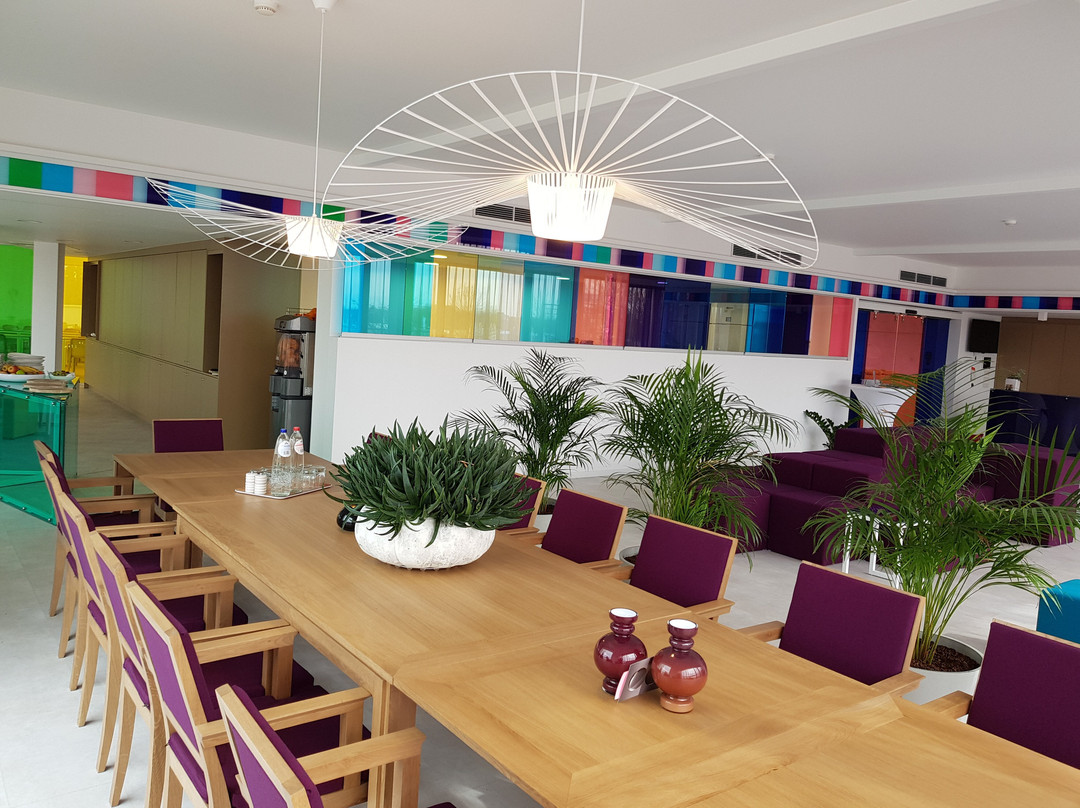 洛默尔酒店住宿-Corbie Lommel Ring