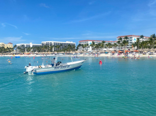 Sunset Boat Aruba-奥腊涅斯塔德必去景点