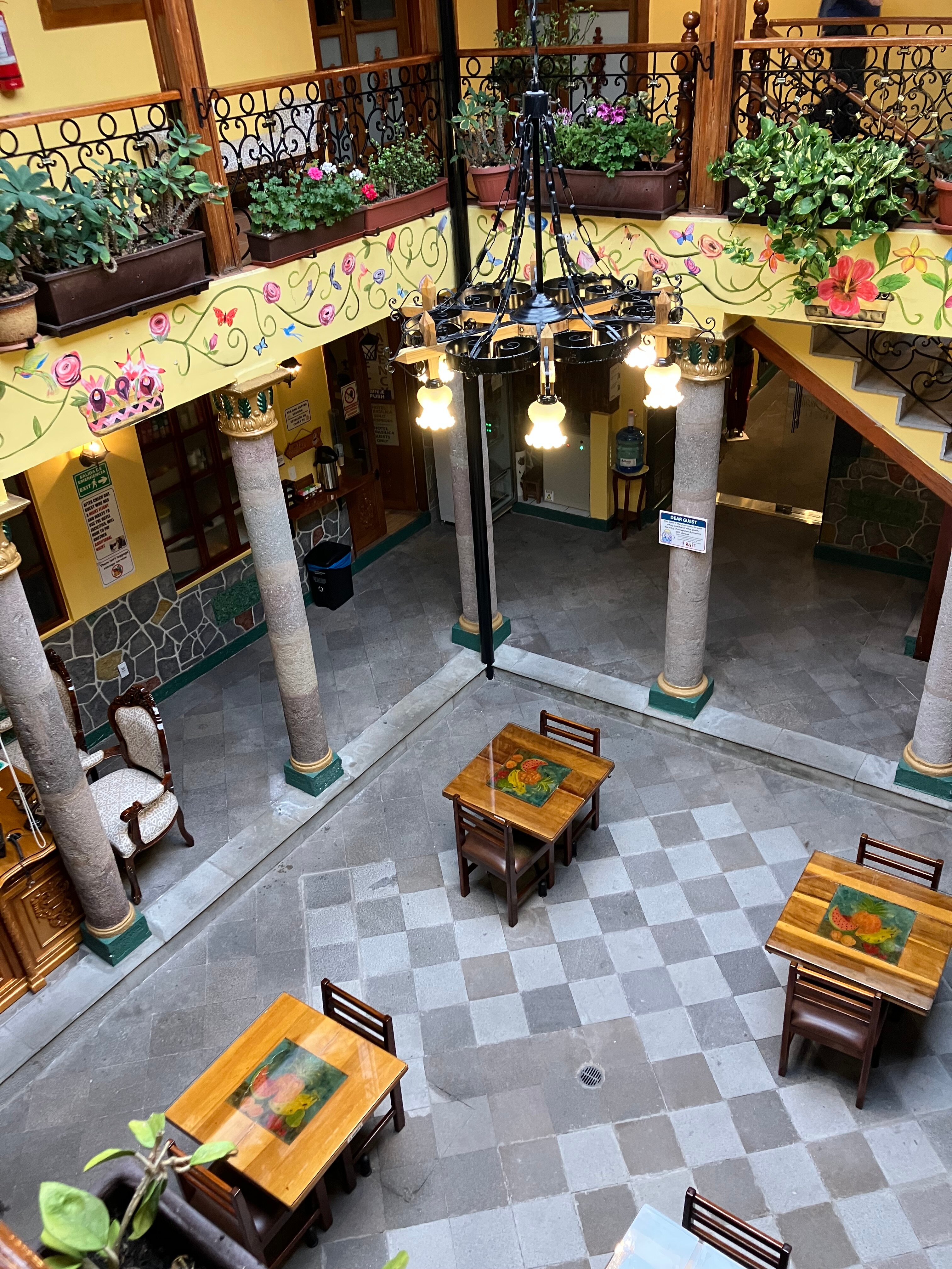 Hotel La Basílica-官方