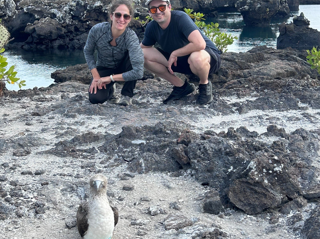 Galapagos by Local Guides-圣克鲁斯必去景点