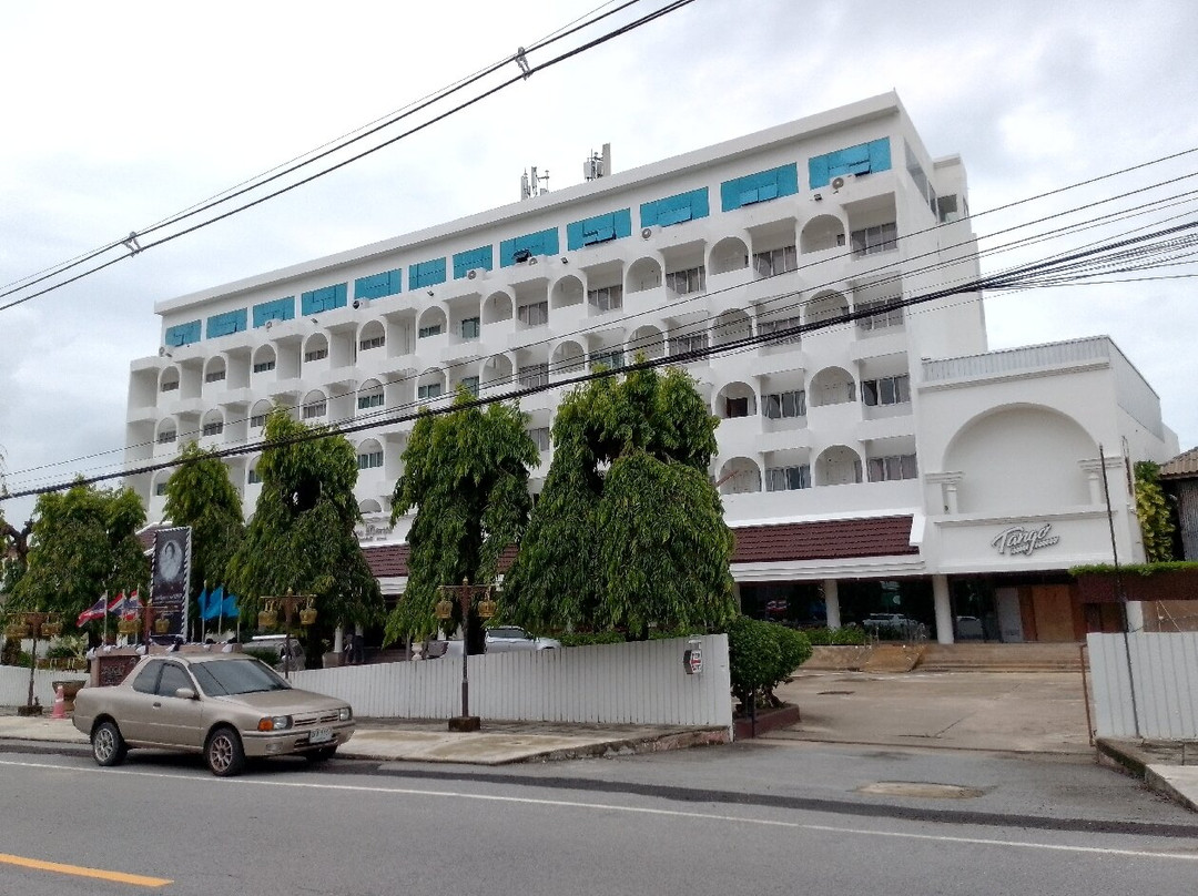 拉提瓦坦洋酒店主图