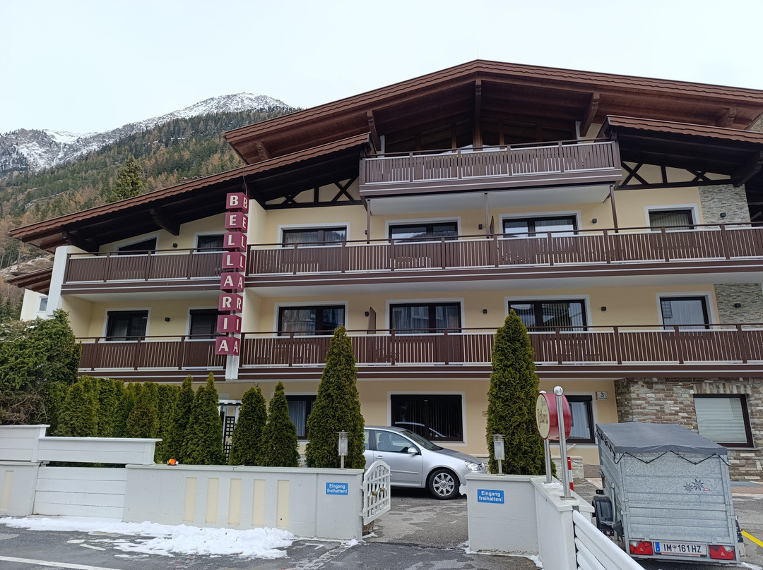 贝拉里亚伽尼酒店