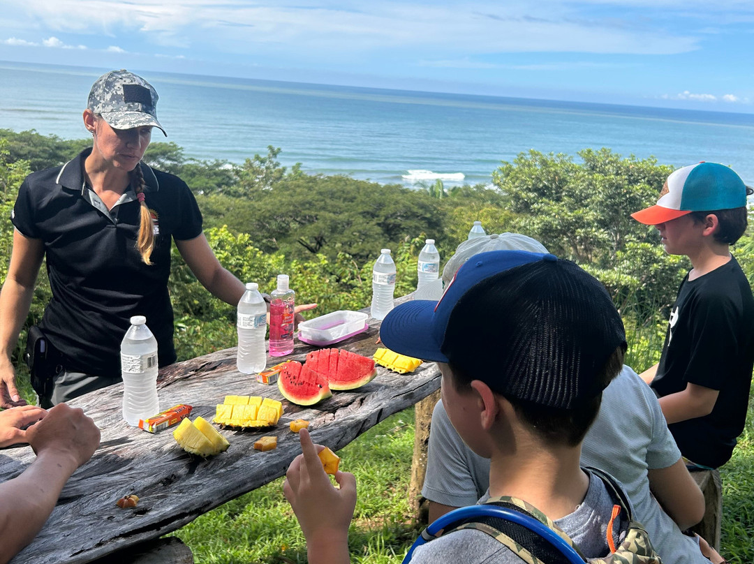 0S3 Private Tours-哈科必去景点