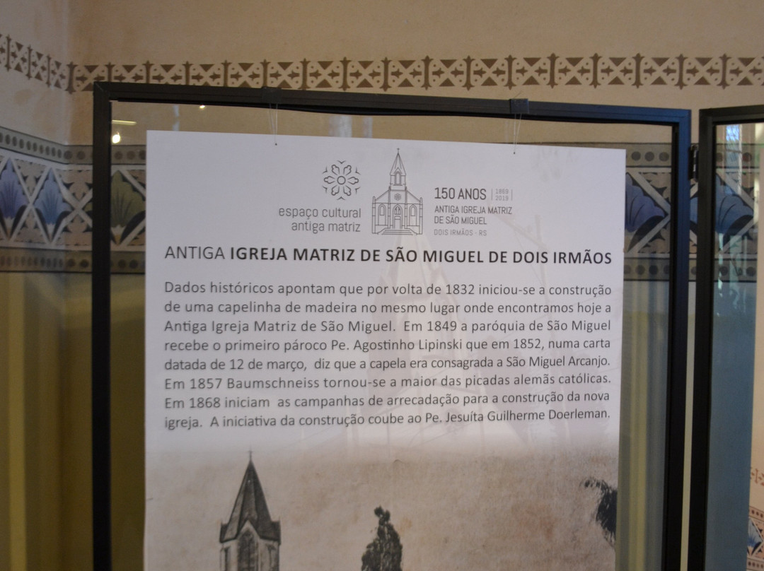 Antiga Igreja de São Miguel.-Dois Irmaos必去景点