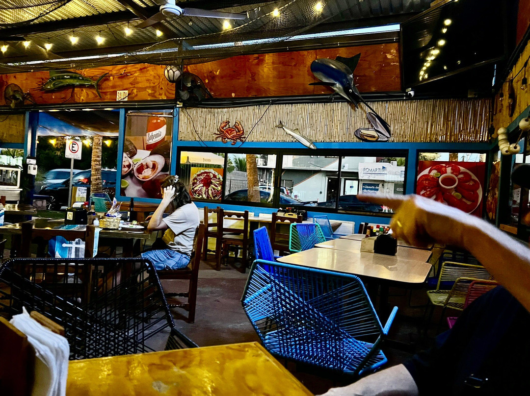 Marisqueria Los Plebes