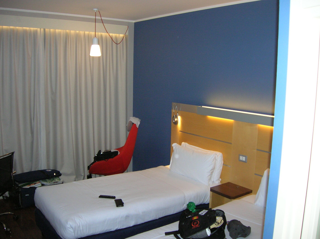 米兰马尔彭萨快捷假日酒店主图