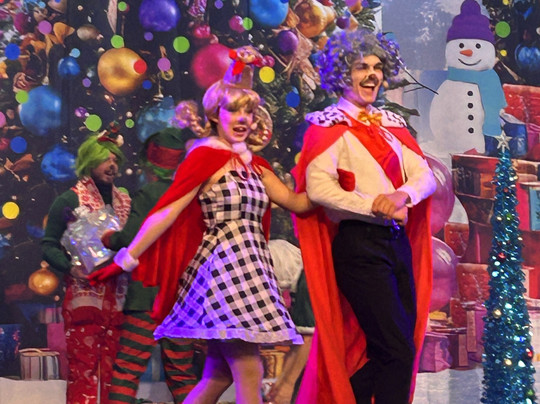 Christmas In The Dells Dinner Show-威斯康星峡谷必去景点