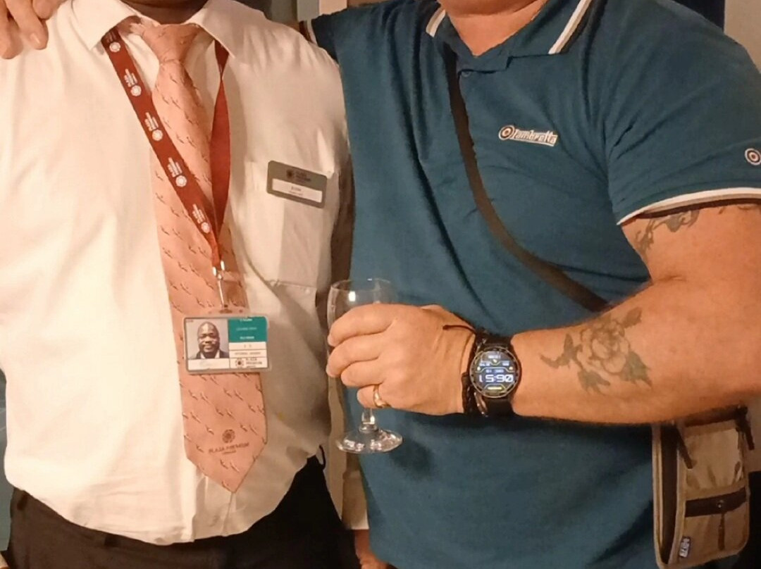 Plaza Premium Lounge Gatwick North Departures-霍利必去景点