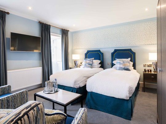 库勒登别墅酒店主图