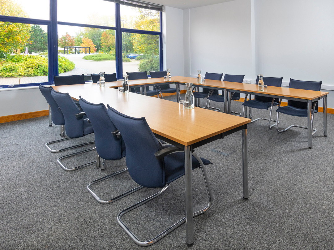 米尔顿凯恩斯智选假日酒店主图