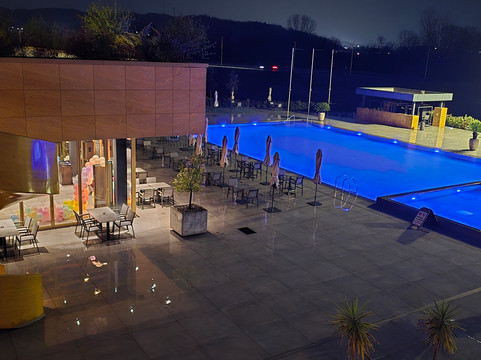 Mk Hotel Tirana主图