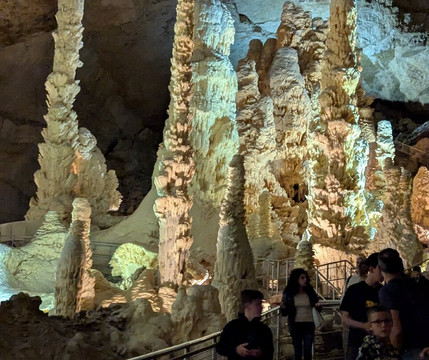 Genga Grotte Di Frasassi-Genga必去景点