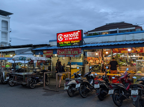 喀比夜市-甲米必去景点