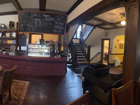 Riverside Hot Springs Inn & Spa主图