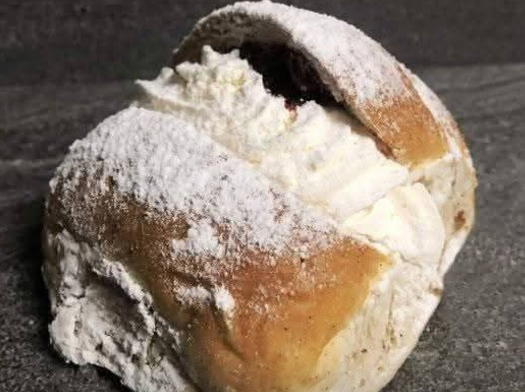 The Cakehole