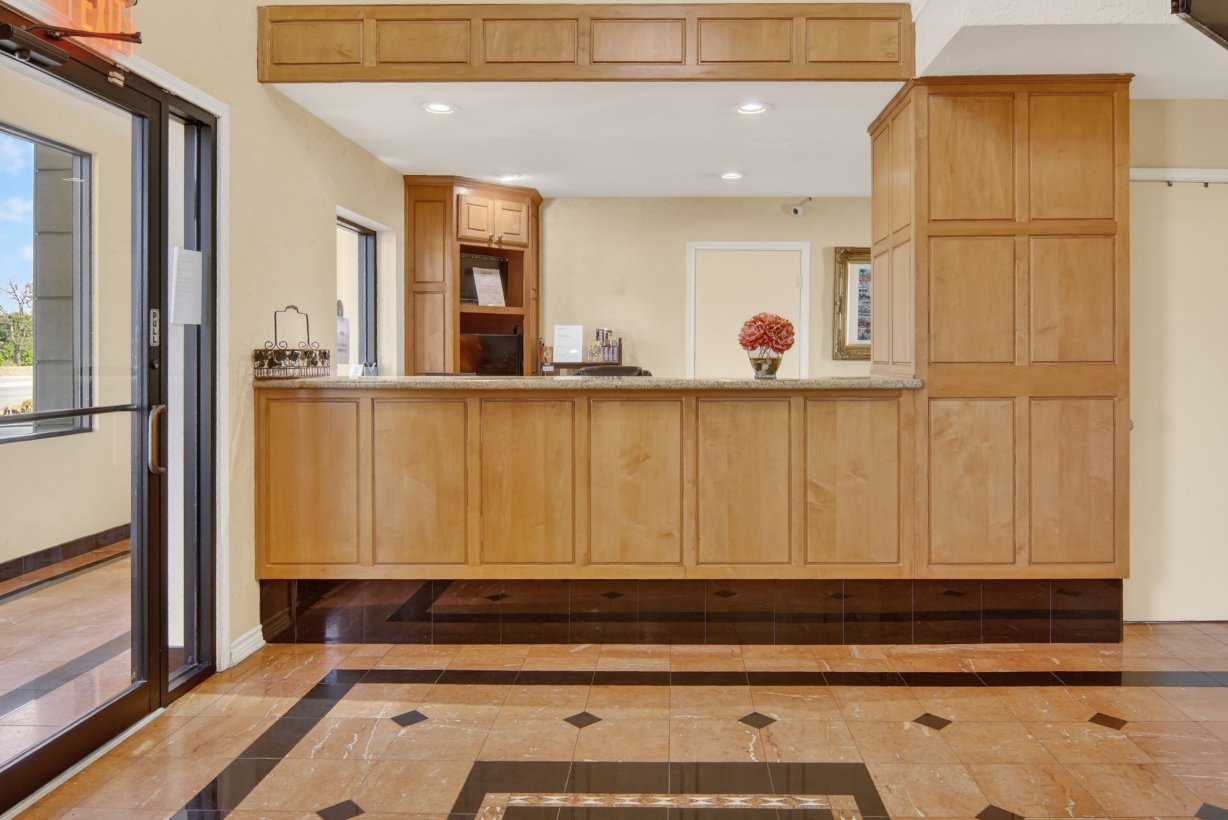 12橡树酒店-商务中心/多功能厅