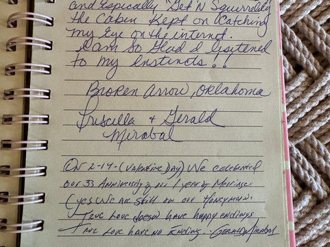 尤里卡日落小木屋主图