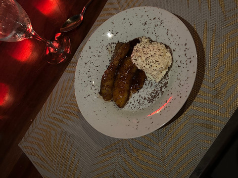 自然度假酒店主图