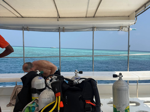Euro-Divers Niva Kurumba Maldives-库鲁巴椰子岛必去景点