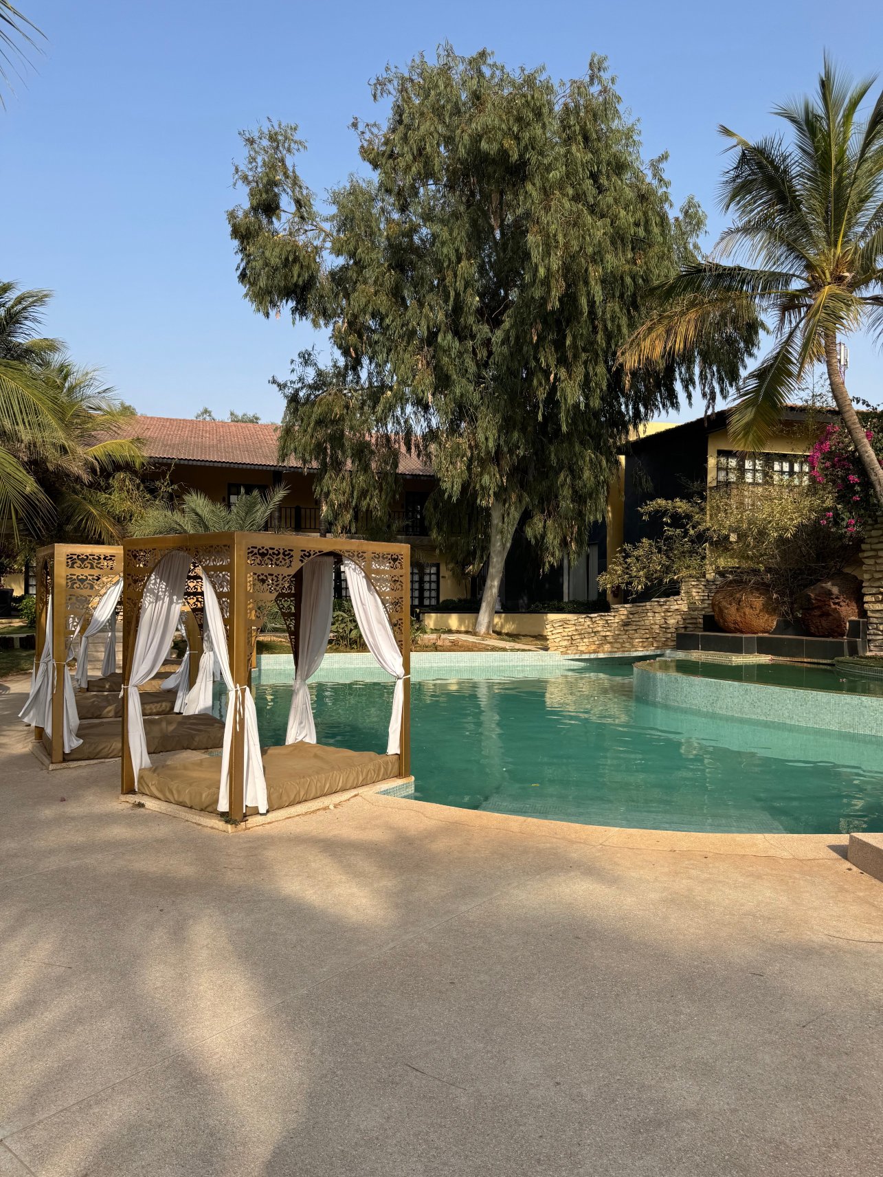 犀牛水疗度假酒店-泳池