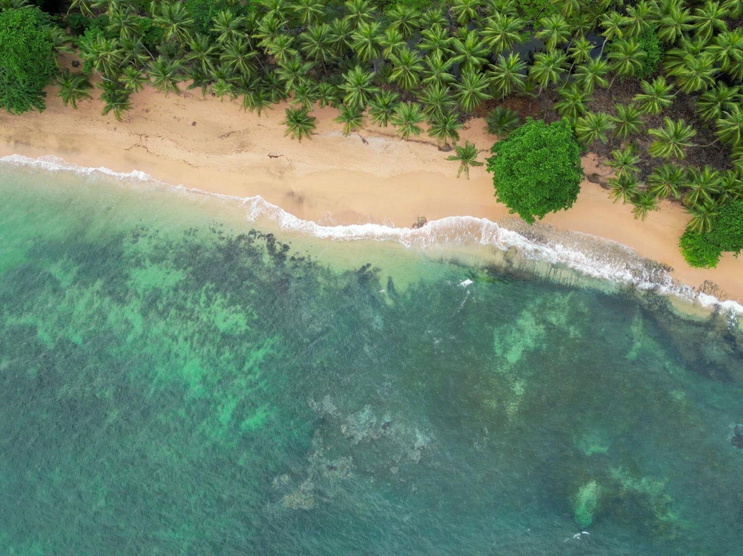 桑塔纳俱乐部海滩度假村主图