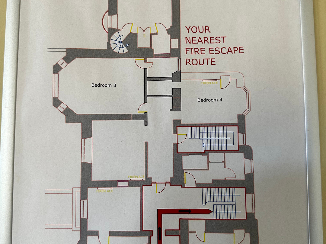 克罗斯巴斯吉城堡主图