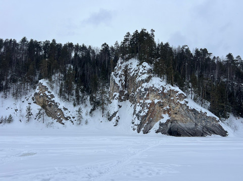 Holy Trinity Church-Kyn必去景点