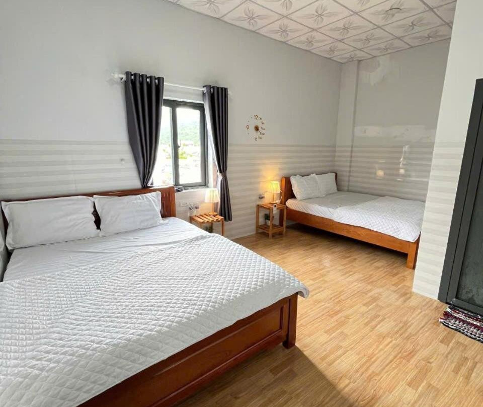 777 Hostel Vinh Hy