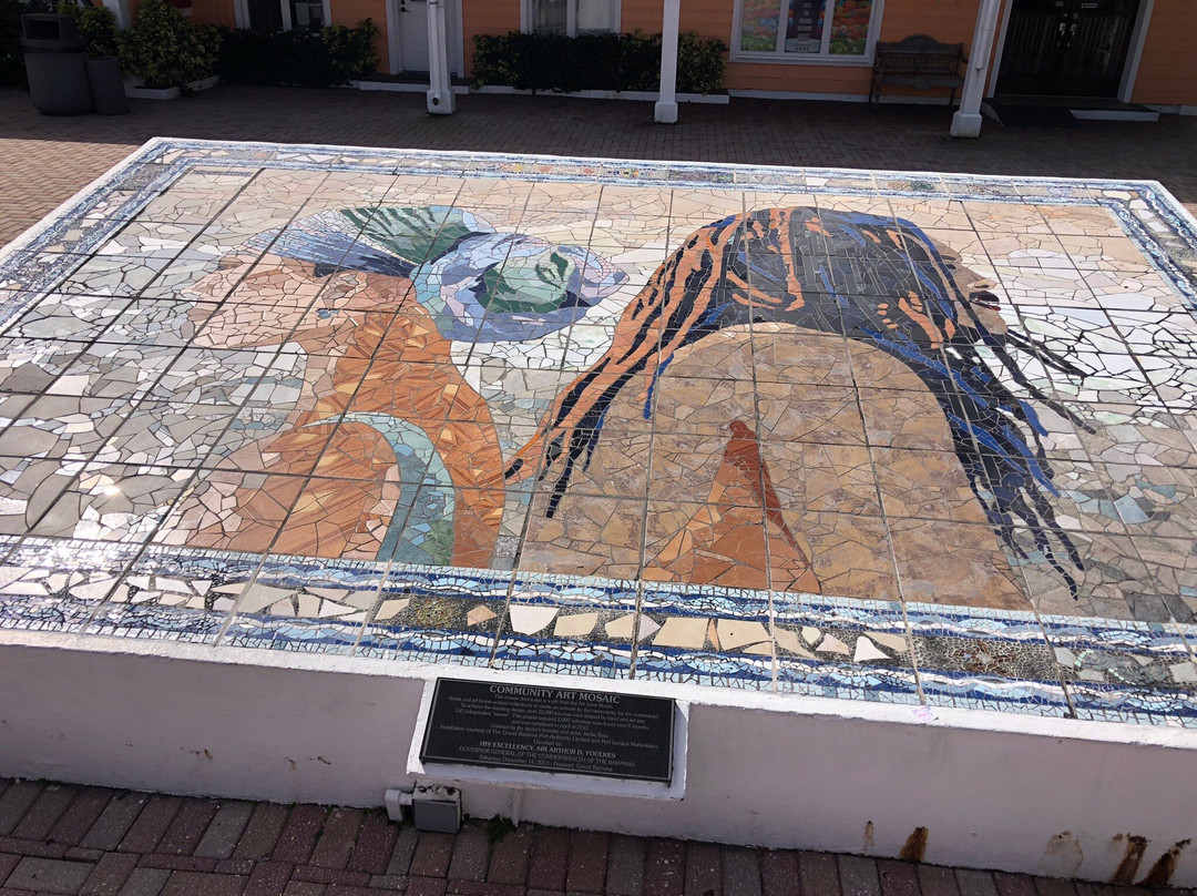 卢卡亚港口集市-弗里波特必去景点