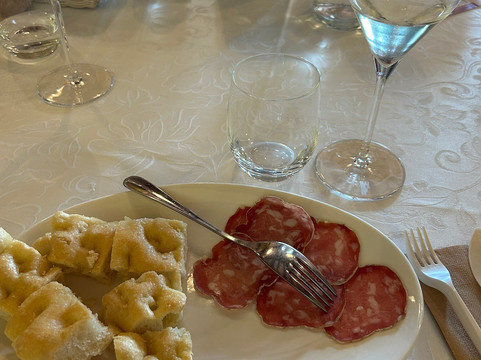 Castello Bonomi-科卡廖必去景点