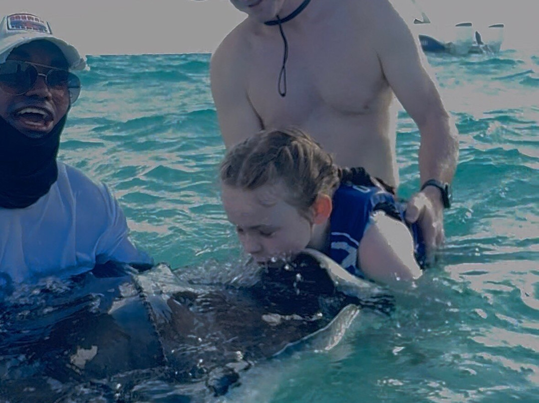 Silver Thatch Watersports-大开曼岛必去景点