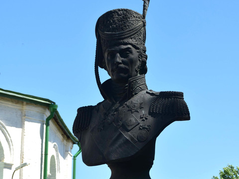 M.I. Platov Bust-Starocherkasskaya必去景点