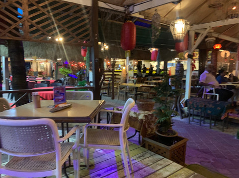 Bora Bora by Sunset-峇都丁宜必去景点