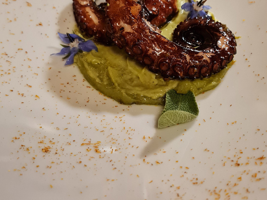 瑞莱斯托雷马拉比诺酒店主图