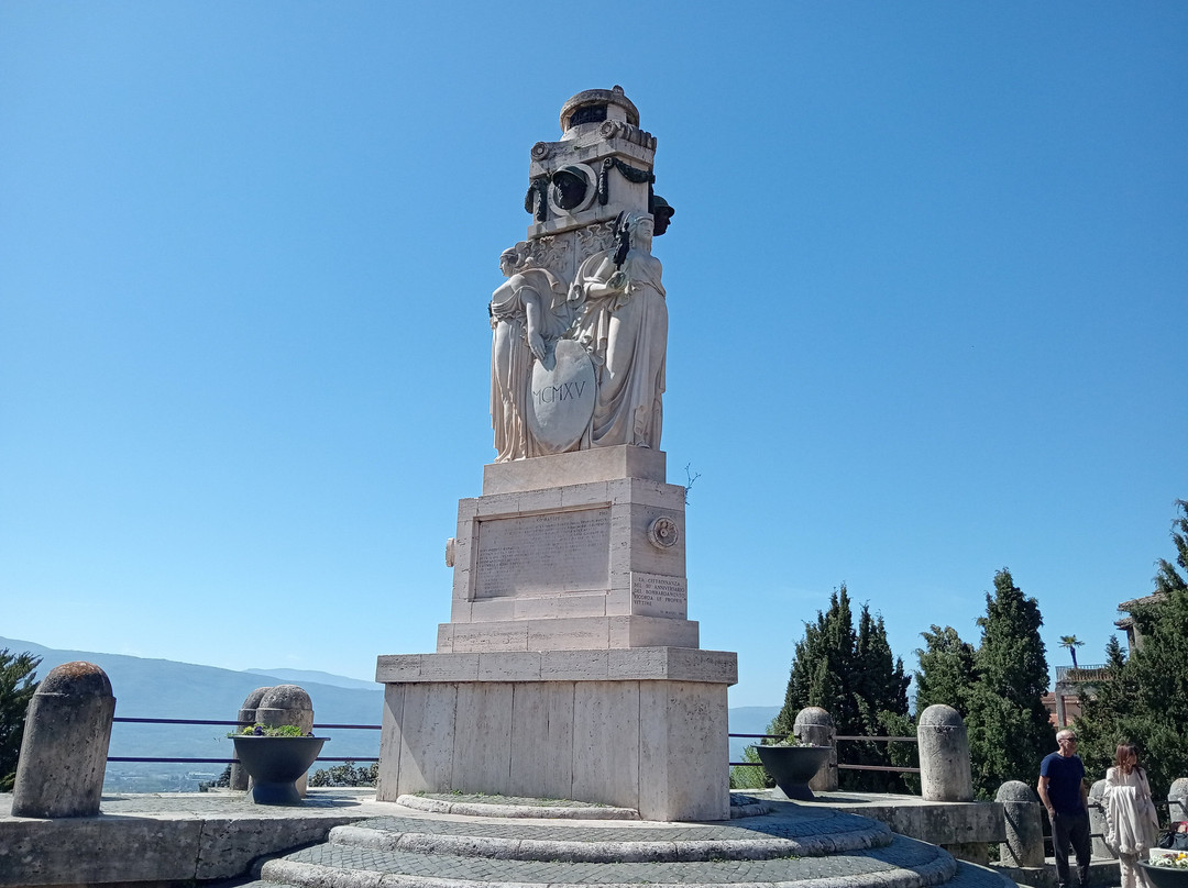 Monumento ai caduti-Anagni必去景点